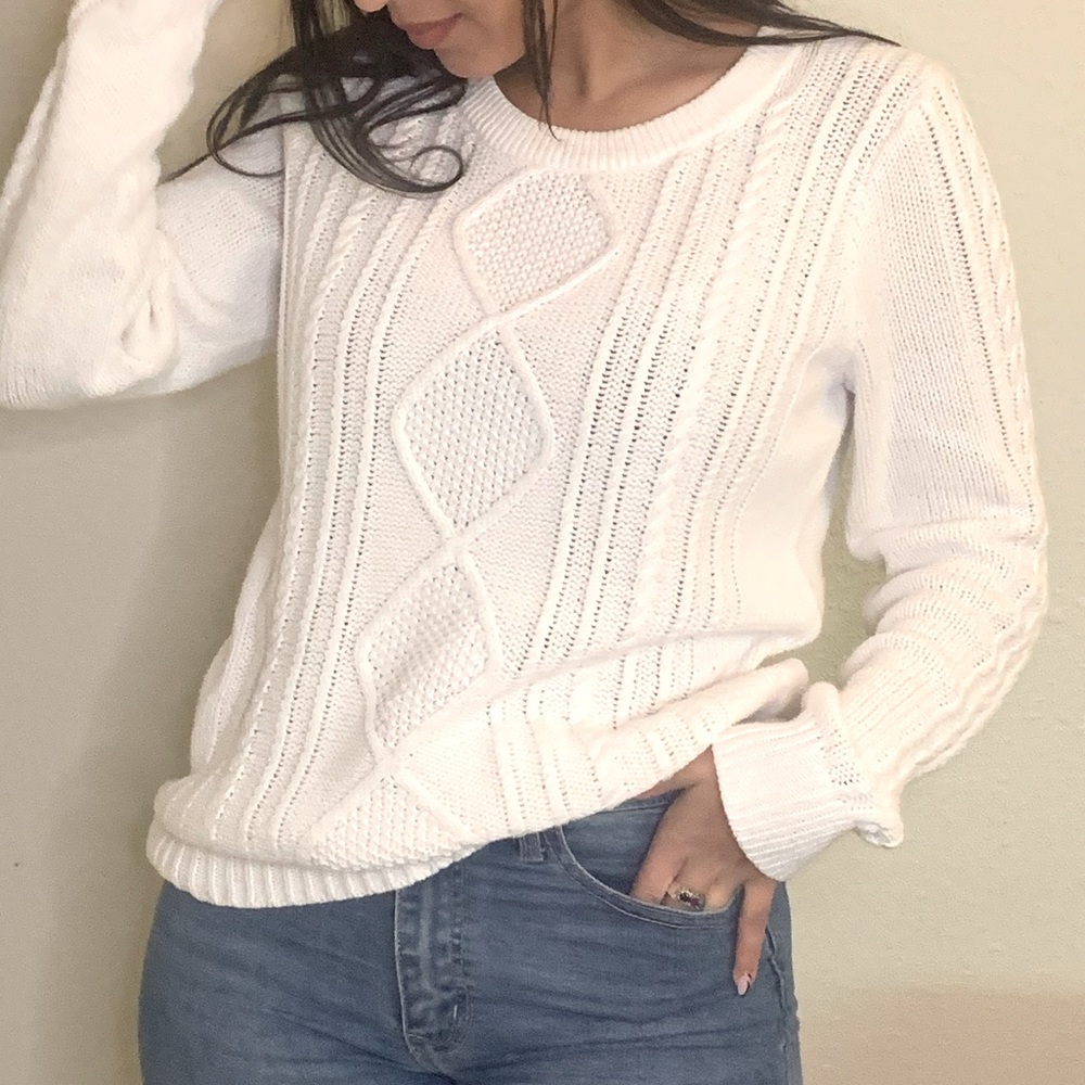 Old navy white sweater.